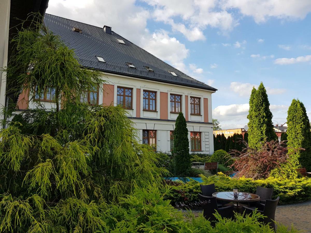 Rezydencja Pod Zegarem Trzebinia  Exteriér fotografie
