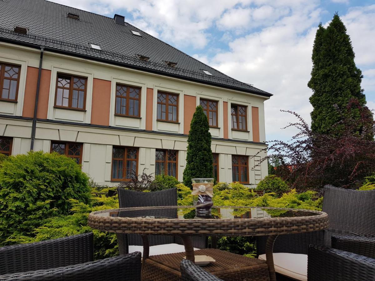 Rezydencja Pod Zegarem Trzebinia  Exteriér fotografie